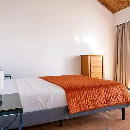 Aqua Vista Hotel