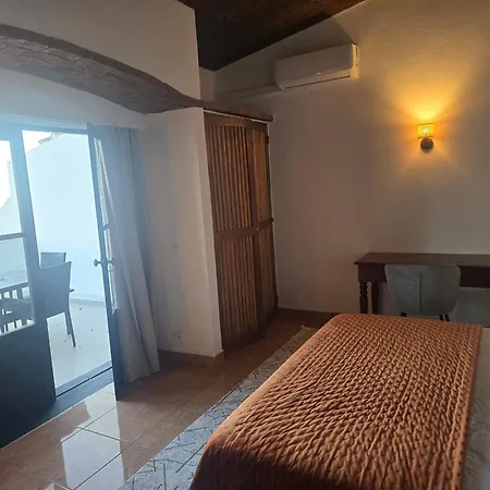 فندق Aqua Vista 4*